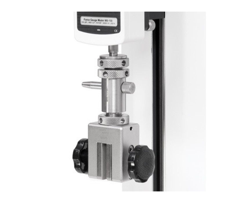 The G1013 is compatible with quick-change eye end adapters that allow for simple grip removal / installation, and prevent rotation