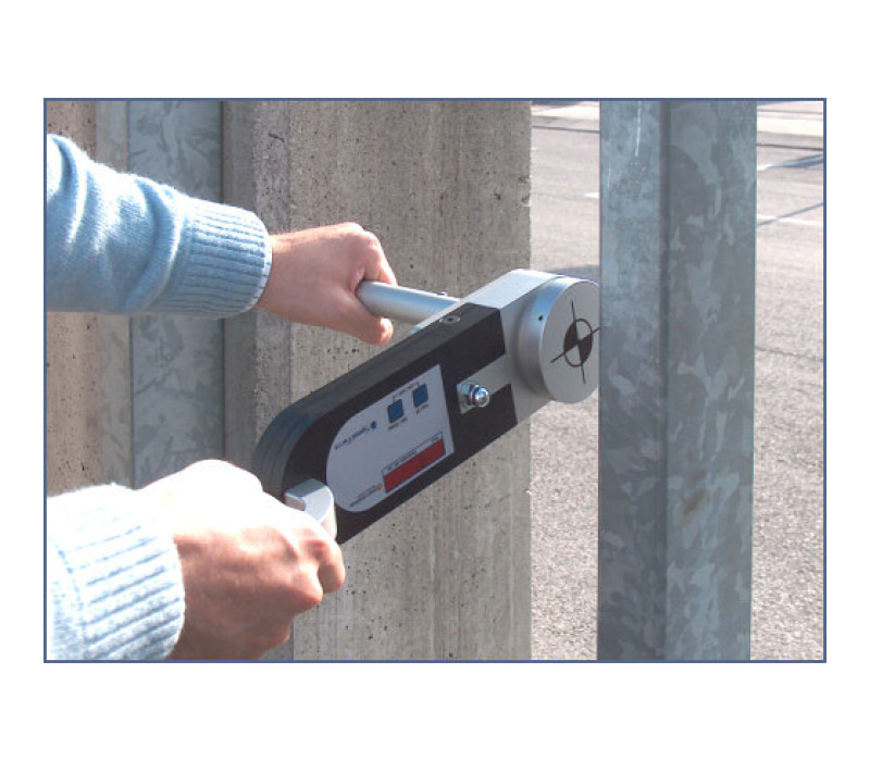 Force testing on a roll door