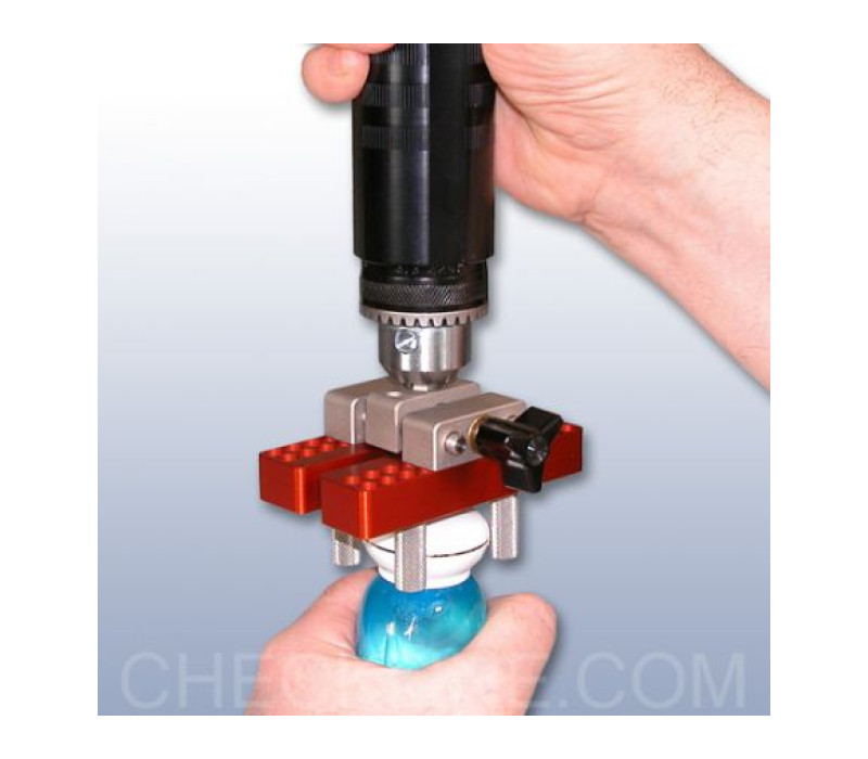G1058 shown in a manual bottle cap torque test.