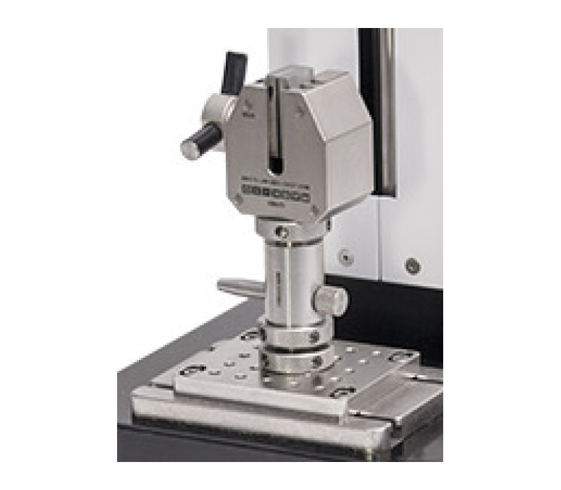 Optional Eye End with grip mounted on base plate.