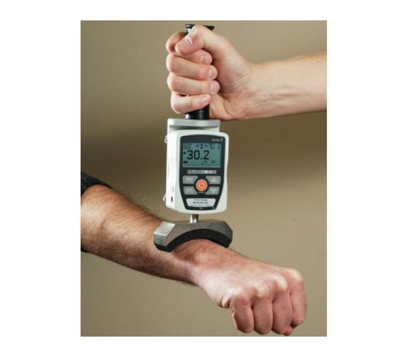 Muscle strength assessment using a Series EK3 kit.