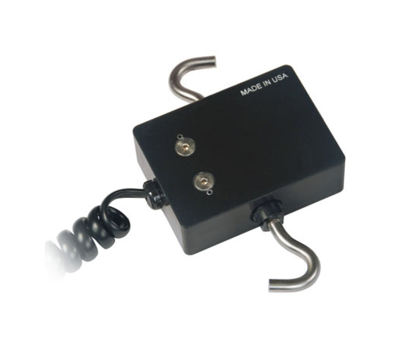 Series R03 sensor is shown with OPTIONAL G1038 hooks mounted to both ends