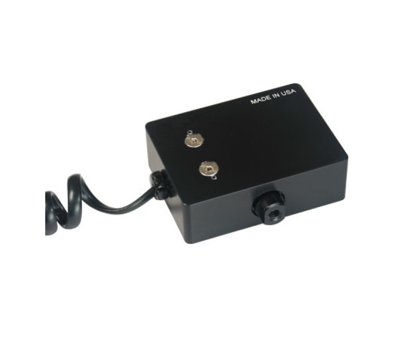 Series R03 force sensors have female threaded holes on both ends.