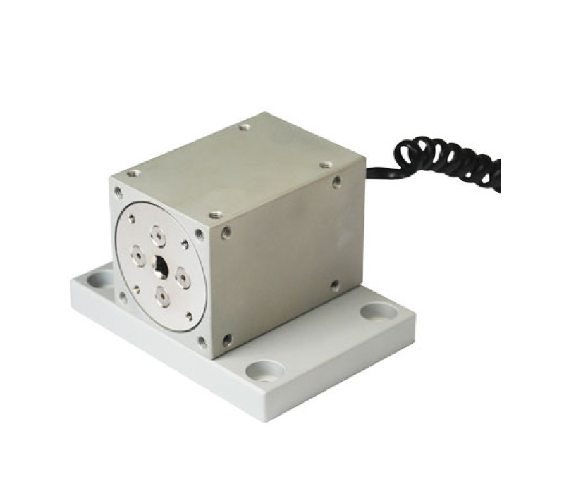 Optional tabletop mounting kit AC1006 may be used to hold the sensor in place. Square hole and mounting holes on round torque plate permit the mounting of various attachments.
