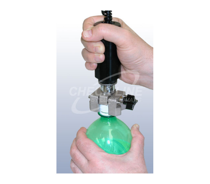 To operate, tighten the grip onto the cap, then twist to obtain a torque measurement.