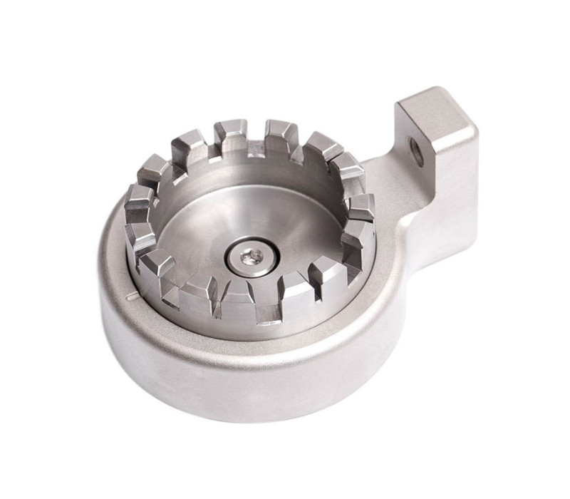G1076 wire terminal grip accommodates wire diameters of various sizes. Rotate the turret wheel to the desired groove size.