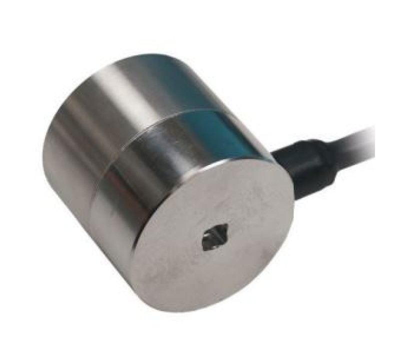 Female square shown on the bottom of the connector