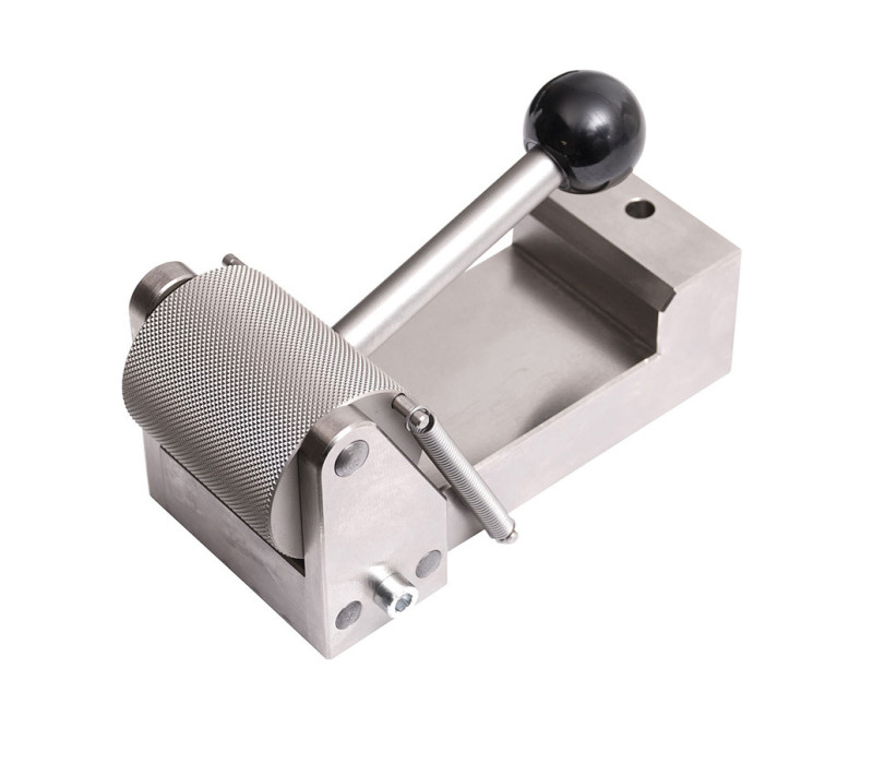 G1094 eccentric roller grip