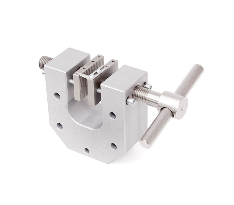 G1100 is a rugged solution for pull and tensile testing of a wide range of sample materials and sizes.