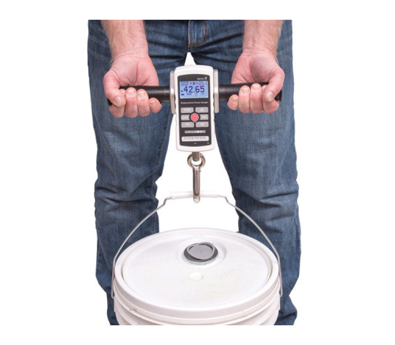 E1006 Clasp Hook used in a typical lift / pull testing application. 
