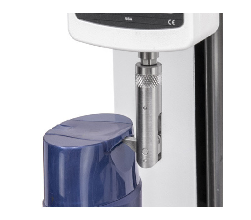 G1104 Flip Cap Pull Grip engaging in a pull test on a flip cap container