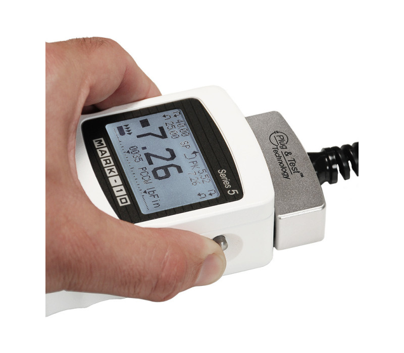 The Plug & Test® connector locks into the receptacle in the indicator when fully inserted. Dual buttons on the indicator housing release the connector for easy removal. Gold plated spring contacts ensure long lasting and reliable connection.