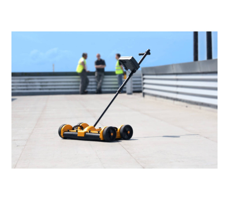 DEC Scanner used on a flat roof